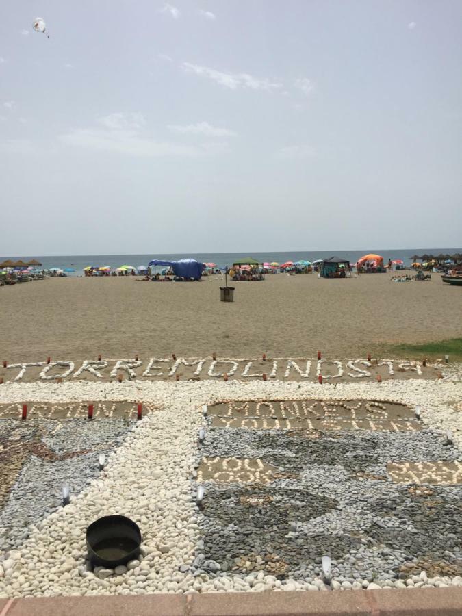 Carihuela Palace Beach Apartment Torremolinos Bagian luar foto